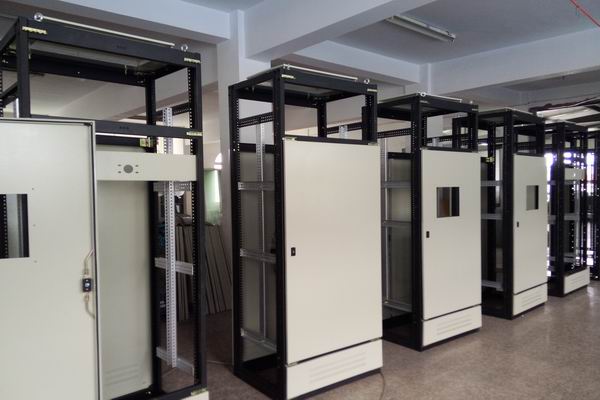 怀集配电柜-3683厂家配电柜检修需要注意的